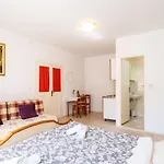 Deluxe Rooms With A Terrace View At Old City Gate