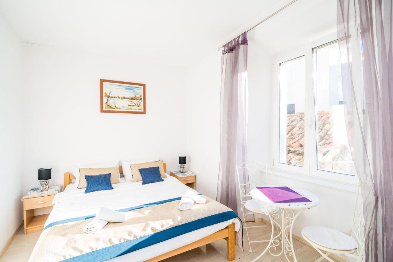 Deluxe With A Terrace View At Old Gate Ragusa