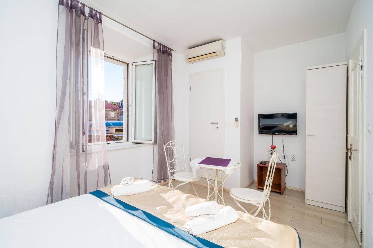 Deluxe With A Terrace View At Old Gate * Ragusa