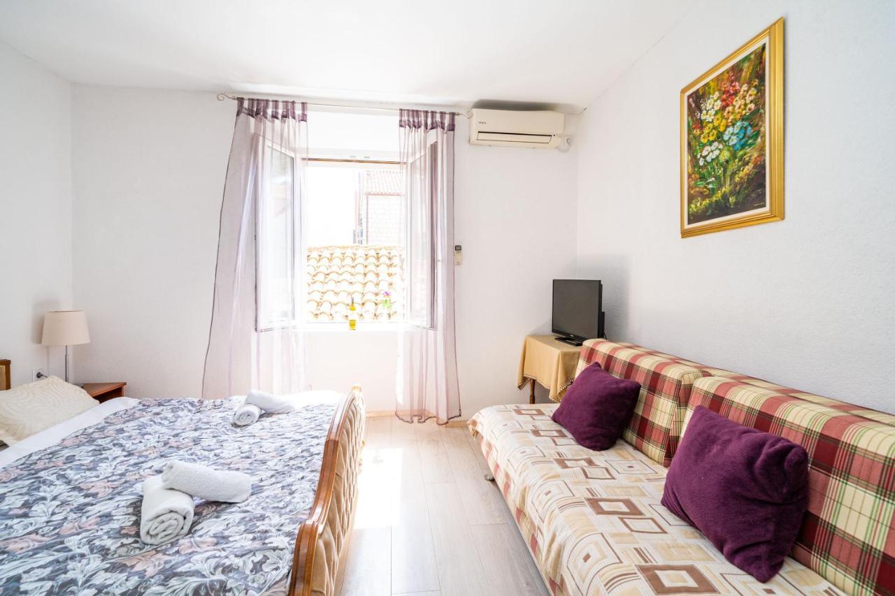 Deluxe With A Terrace View At Old Gate Affittacamere *