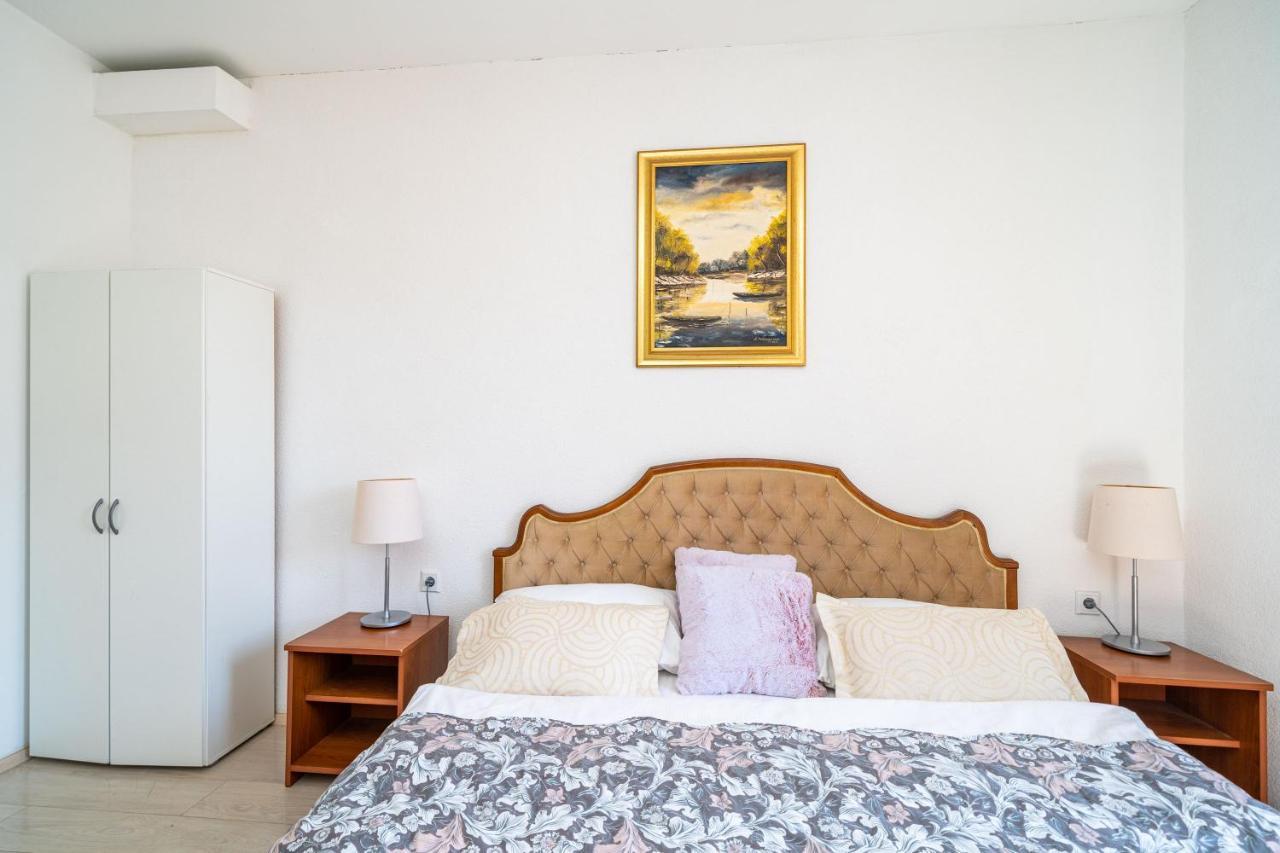 Deluxe With A Terrace View At Old Gate Affittacamere Ragusa